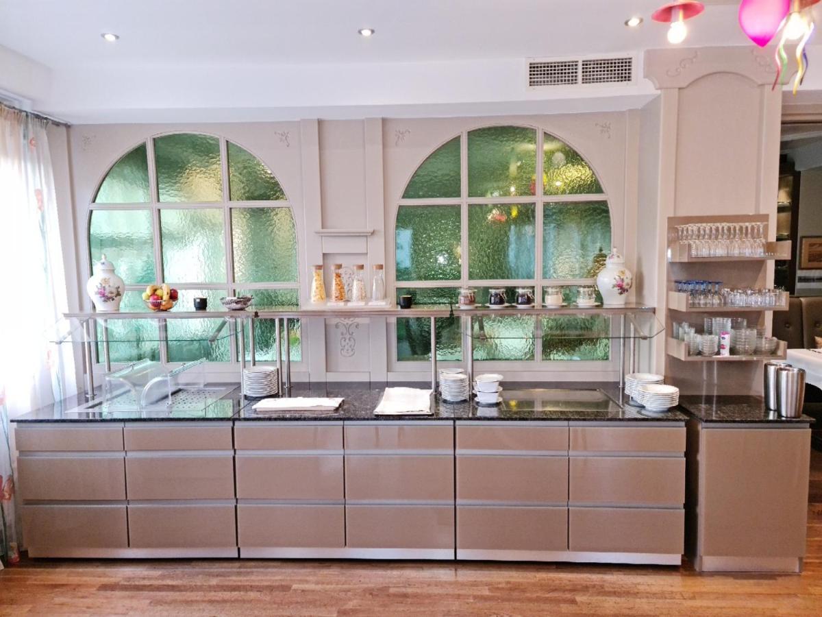 Hotel Restaurant Felix ベンスハイム エクステリア 写真